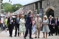 Walking around the Pannier Market Surround